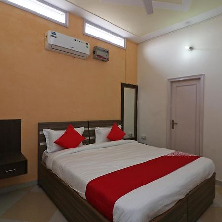 Oyo Flagship Mann Bed And Breakfast Rajpura Экстерьер фото