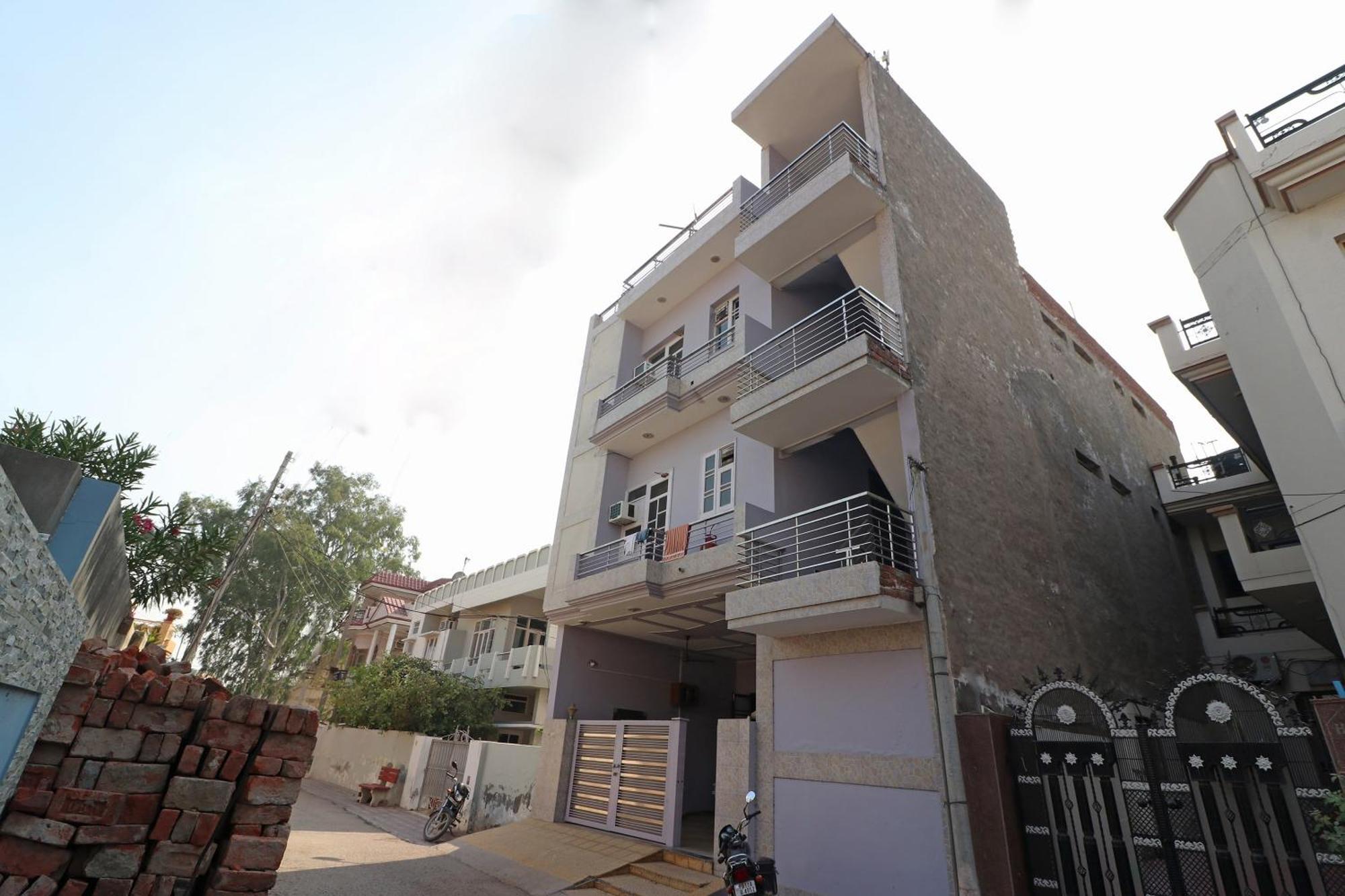 Oyo Flagship Mann Bed And Breakfast Rajpura Экстерьер фото